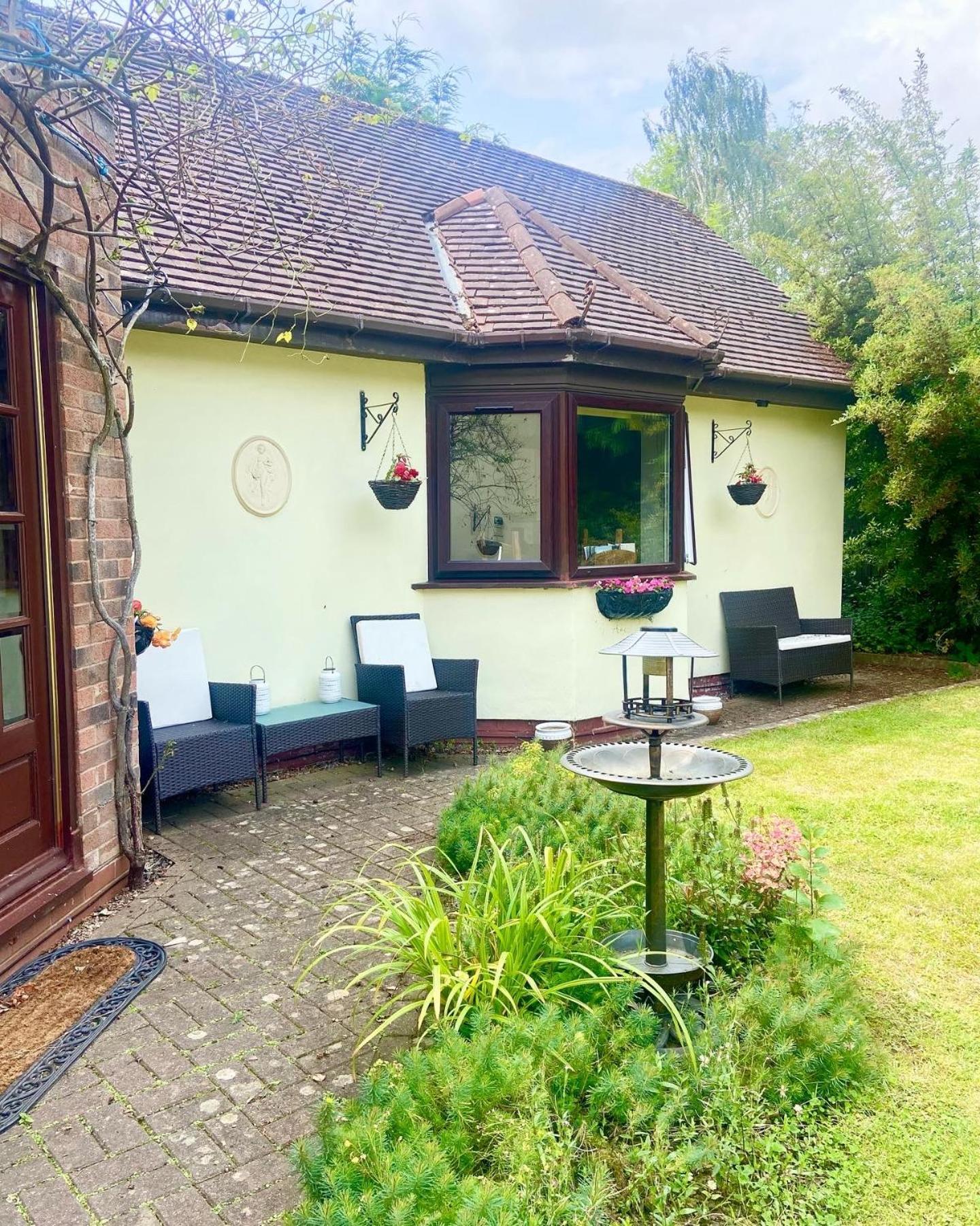 The Cottage On The Common Tenbury Εξωτερικό φωτογραφία